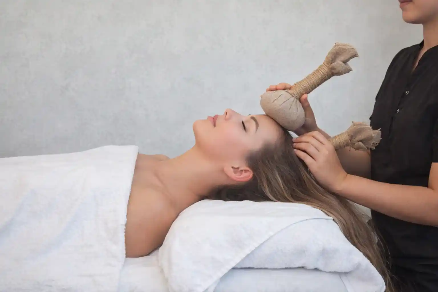 Balinese Massage at Allure Thai Spa, Andheri East