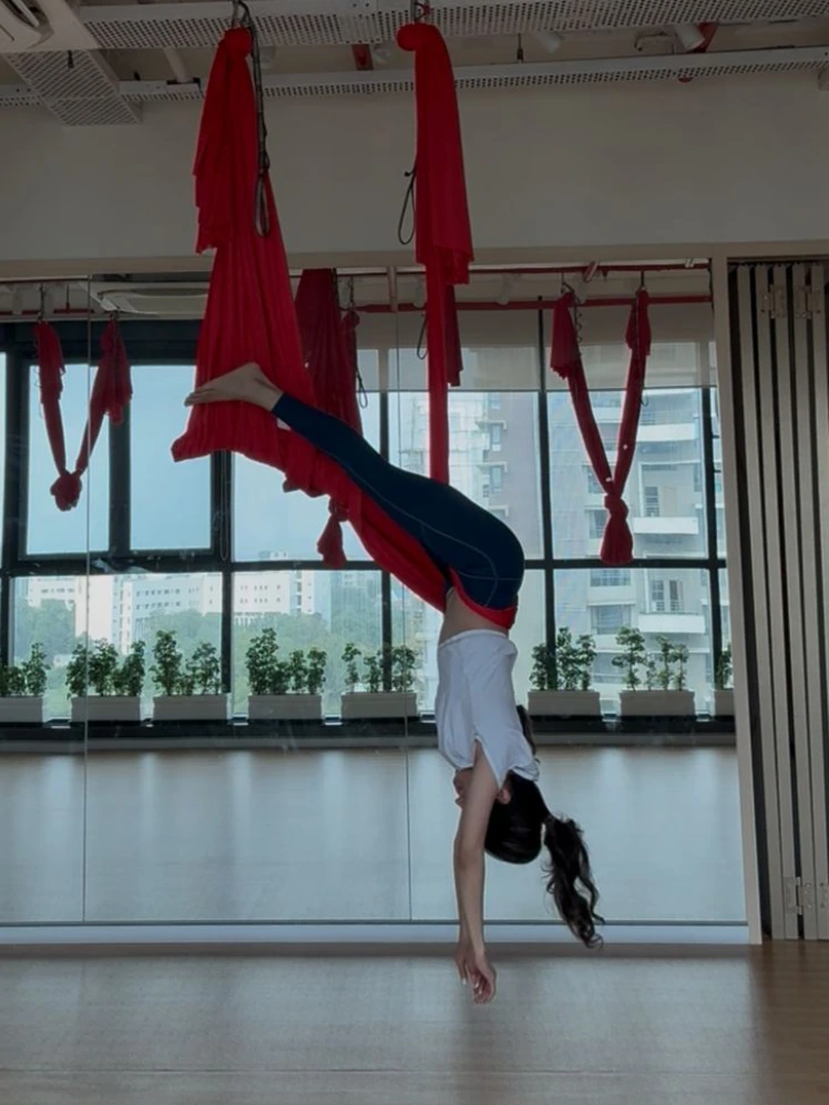 Aerial Yoga at Eclipse Wellbeing Studio Santacruz - Photo 4