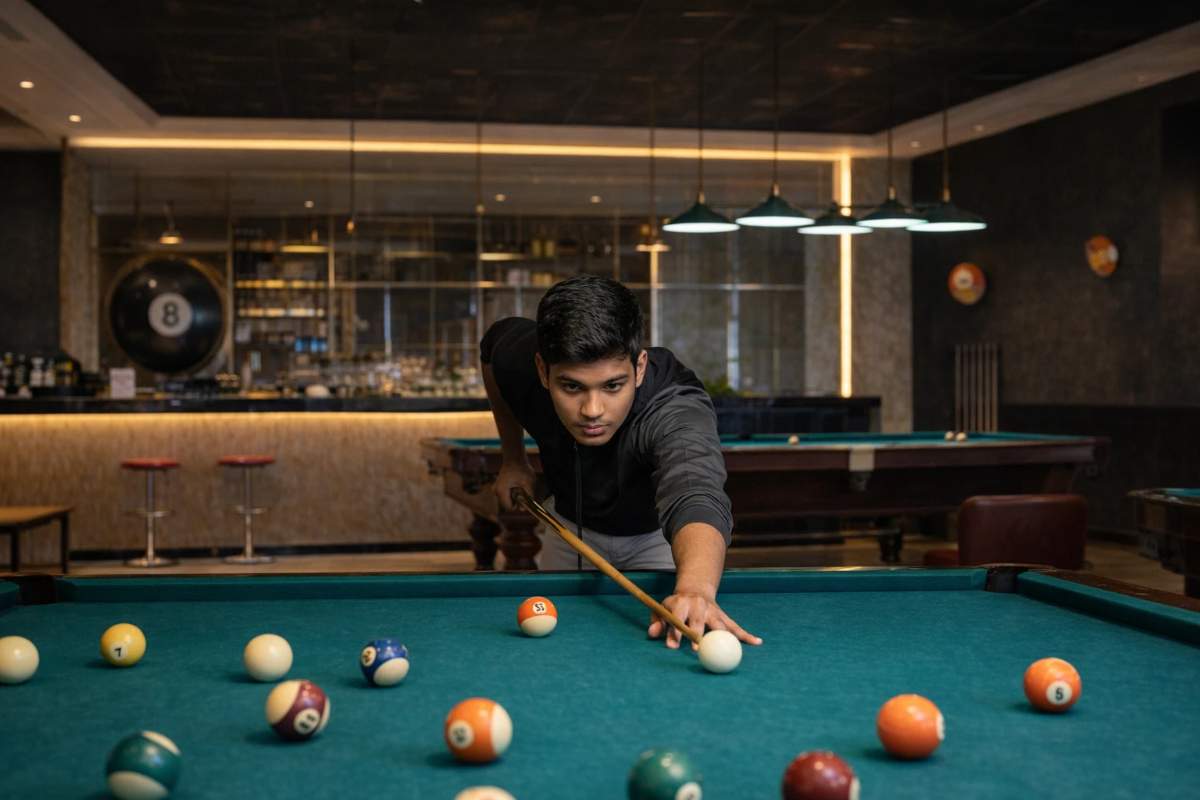 Midnight Snooker at Check Shot, Andheri
