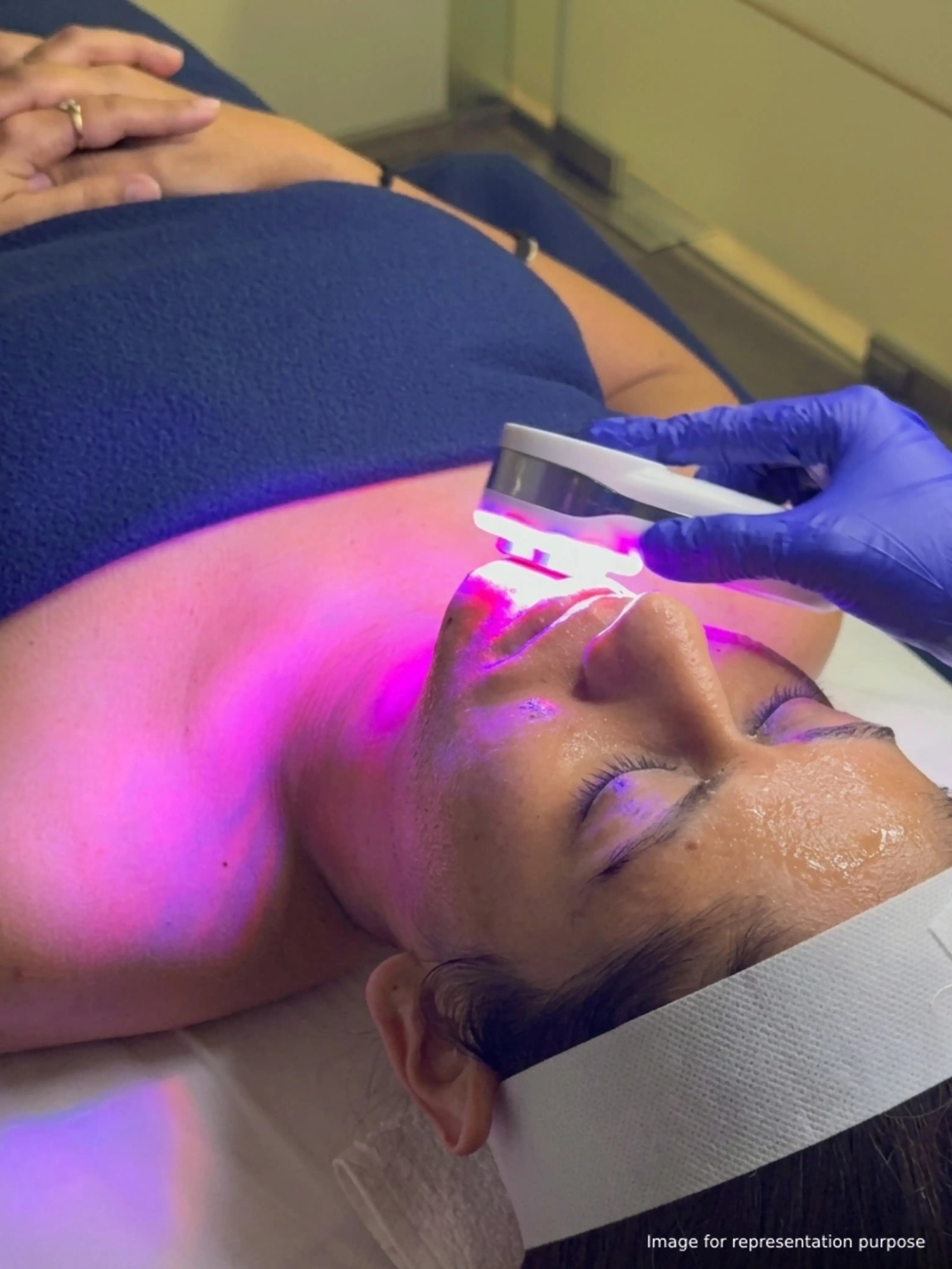 Fire And Ice Facial at Elixir Wellness in Chembur, Mumbai Suburban