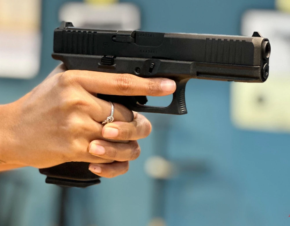 CO2 Glock 17 Shooting at Dspm Shooting Range, Dombivli